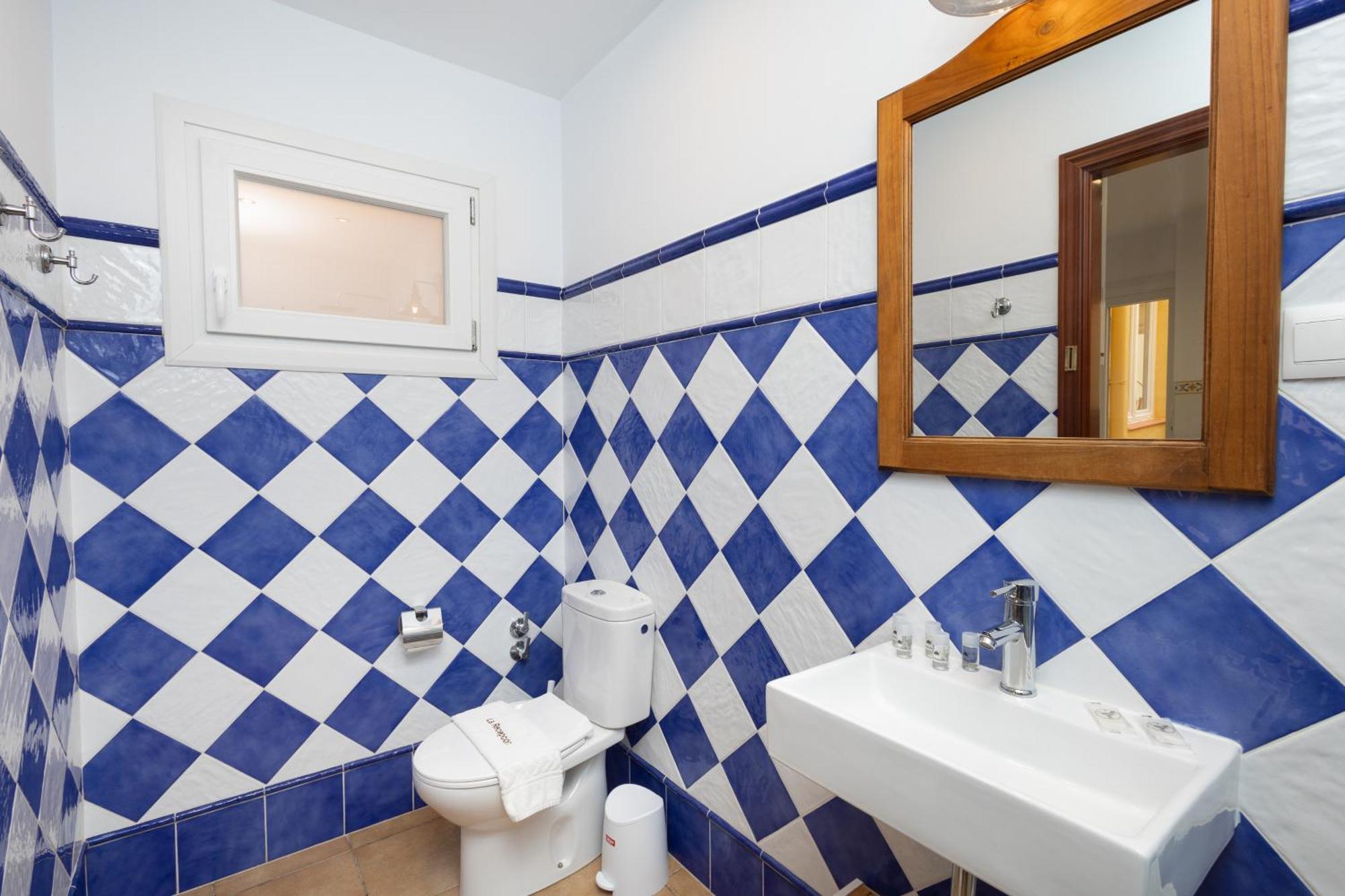 C92 - Rustic Two Bedrooms With Terrace Apartament *